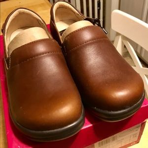 Alegria  hickory Keli size 35